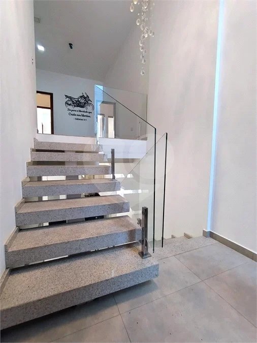 Casa à venda com 3 quartos, sendo 1 suíte,  no condomínio Reserva das Paineiras, Piracicaba - SP
