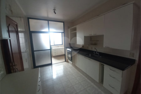 Apartamento para venda ou locação no Ed. Alexandre Previero