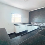 Casa com Suíte Master, Closet, Piscina e Espaço Gourmet Próxima ao Parque Ecológico- 03 quartos -com quintal