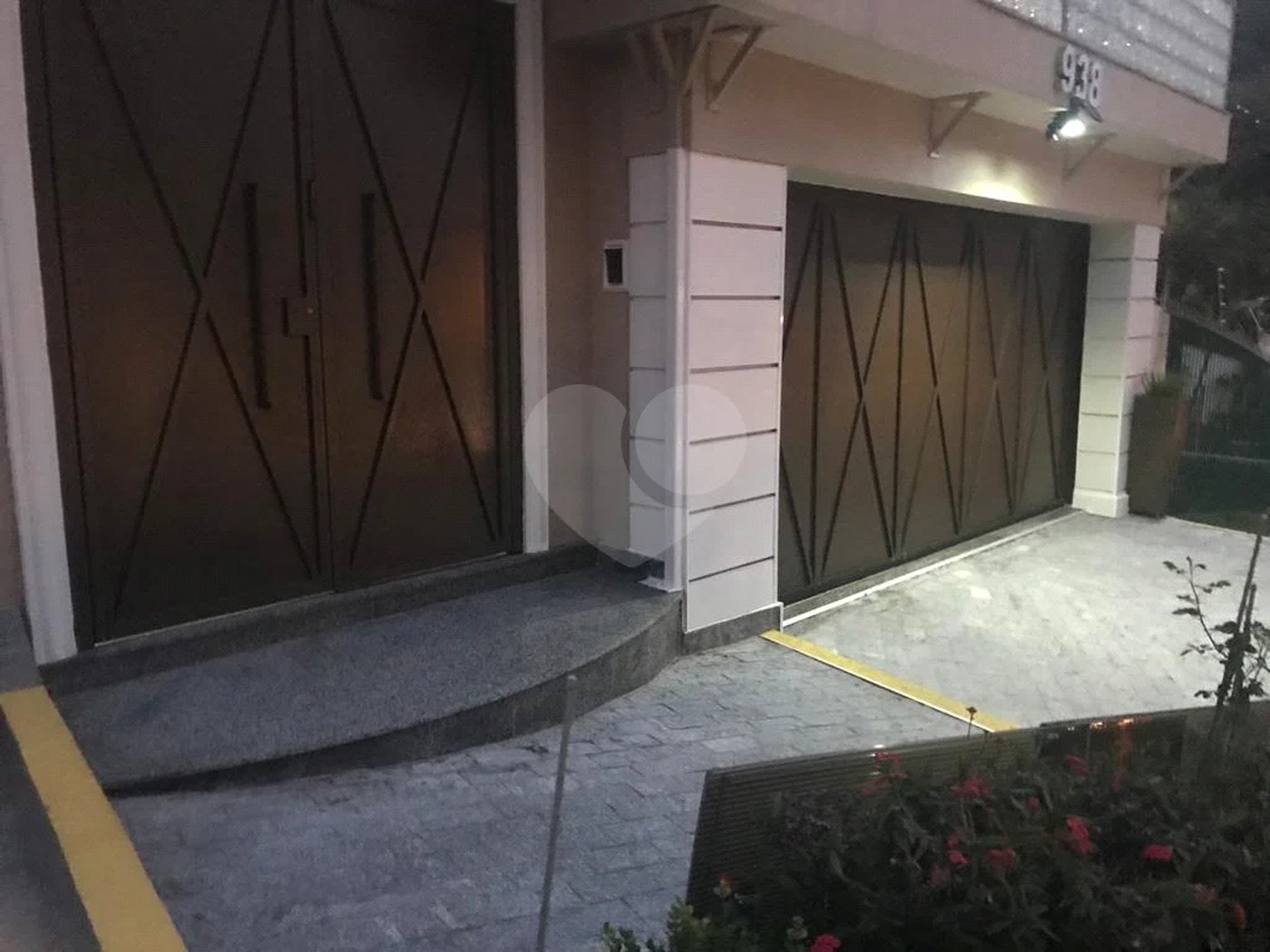 Casa à venda com 5 quartos, sendo 3 suítes, em Alto da Lapa, São Paulo, SP