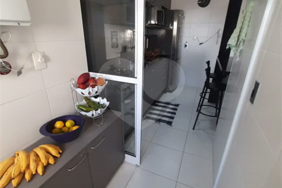 Apartamento à venda com 2 quartos, sendo 1 suíte,  em Vila Ester (zona Norte), São Paulo, SP