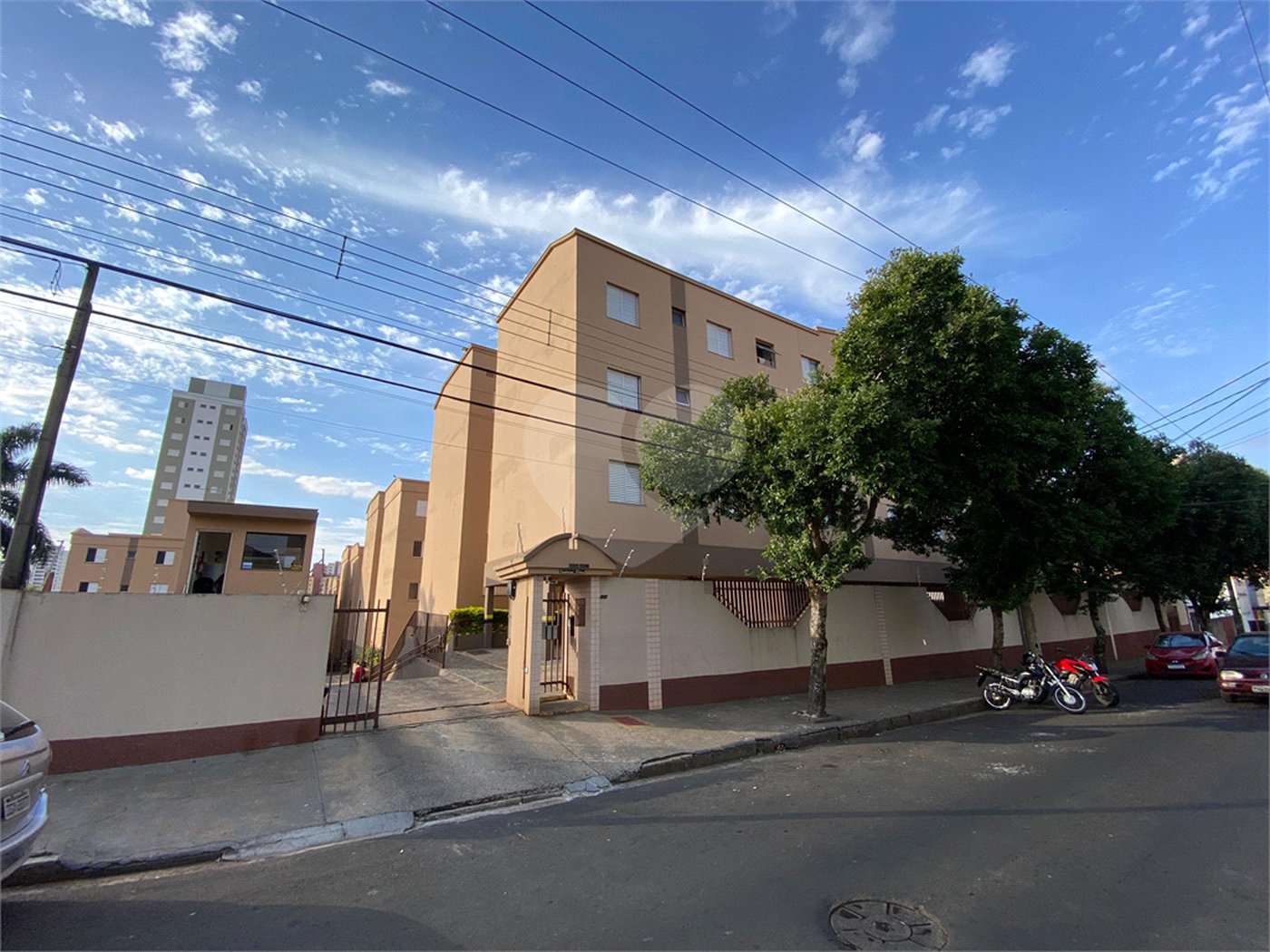 Apartamento à Venda no Residencial Heloisa – Jardim São Carlos (Região Central)