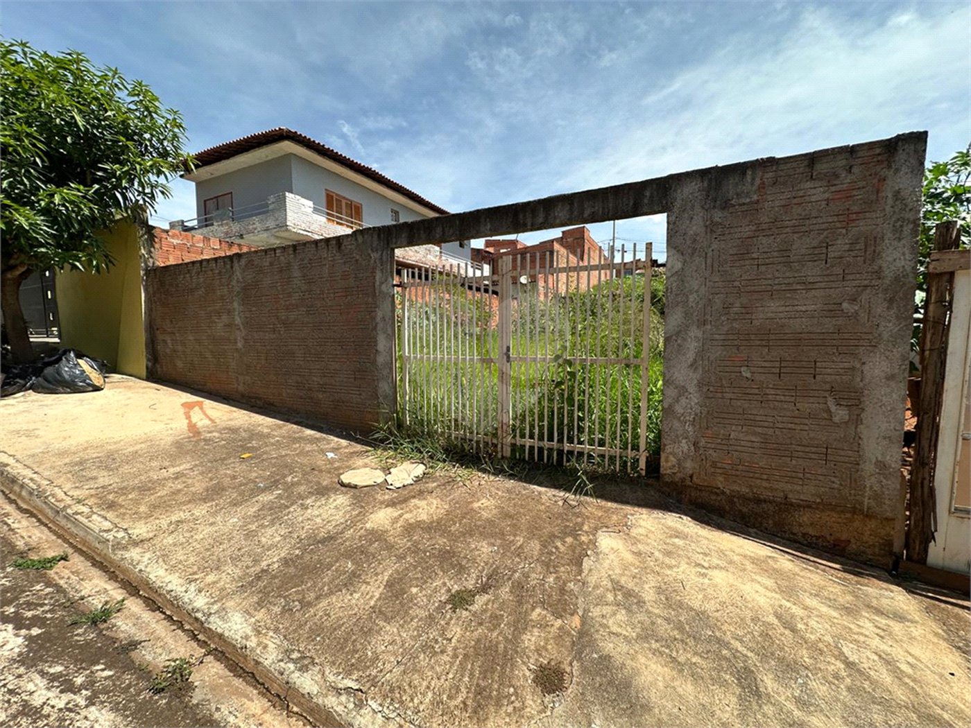 Terreno á venda, com 250m2, no Bairro Bela Vista em São Carlos.
