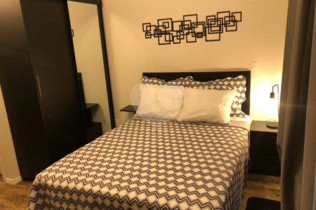 Prédio novinho! Apartamento mobiliado! Em frente ao Metrô!