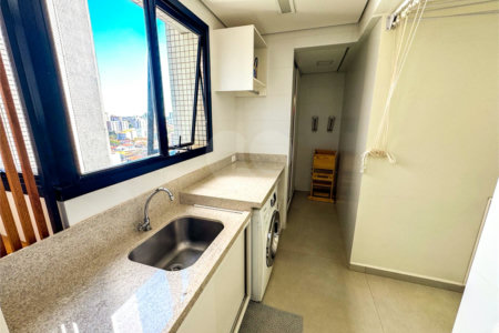 Apartamento à Venda no Centro de São Carlos - com 3 Suítes.