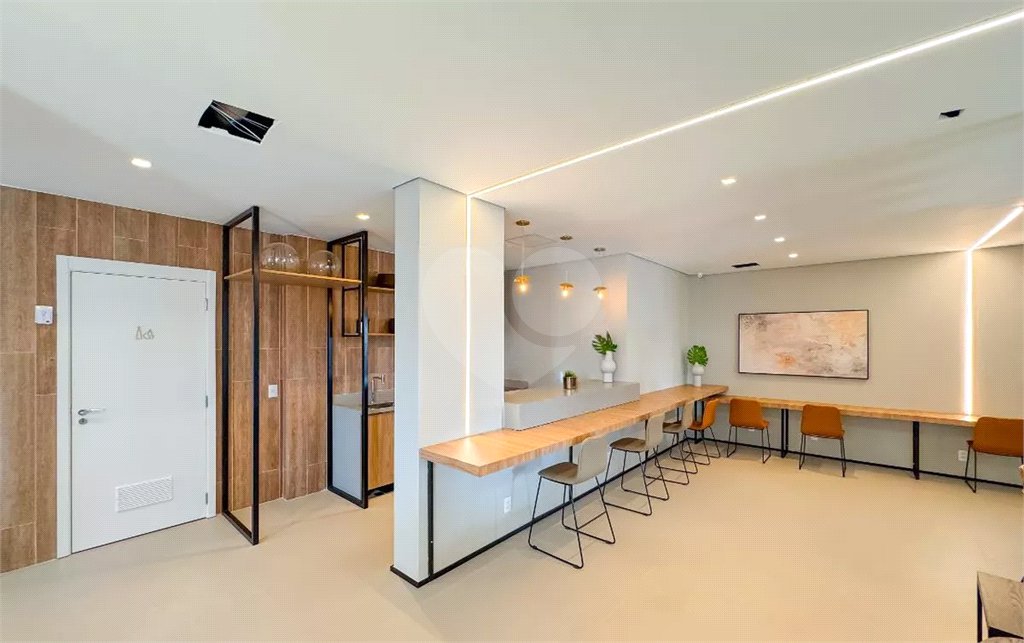 Apartamento com 1 dormitório próximo ao metrô Linha Verde.
