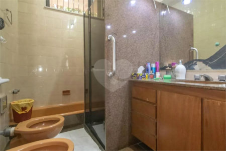 Casa Alto Padrão.Localização excelente. Venha conhecer. Agende uma visita.
