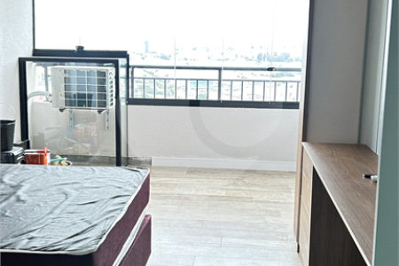 Studio com 28m², mobiliado e com móveis planejados na região do Sacomã em São Paulo - SP.