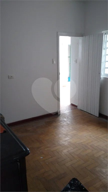 Sobrado a Venda na Mooca, com 248 m²