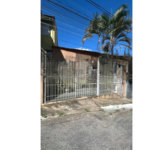 Oportunidade: 2 Casas térreas no Mesmo Terreno