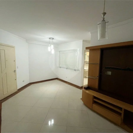 Apartamento à venda com 3 quartos, sendo 1 suíte, em Saúde, São Paulo, SP