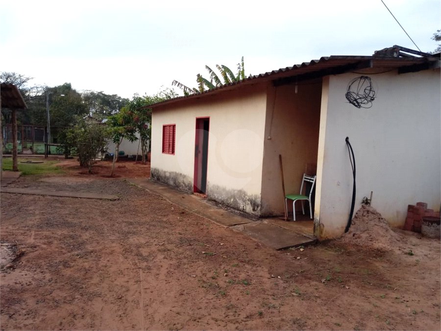 Chácara Balneário do 29 com piscina.