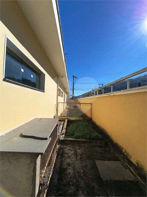 Casa para alugar com 3 quartos, sendo 1 suíte, em Jardim Dos Estados, Poços de Caldas - MG