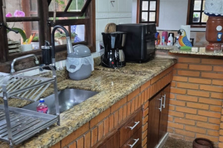 Casa à venda com 5 quartos, sendo 3 suítes, em Real, Praia Grande - SP