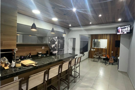 Casa à Venda no Aracy - Excelente Oportunidade!