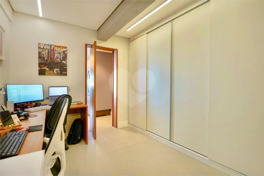 Apartamento para venda em Jardim Prudência com 3 quartos, sendo 3 suítes , 190m²
