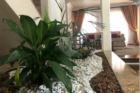 Sobrado com 363m² à venda no Alto da Moóca - 3 suítes e 6 vagas.