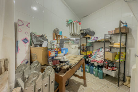 Casa com 3 Dormitórios e 2 suítes à Venda no Bairro da Saúde