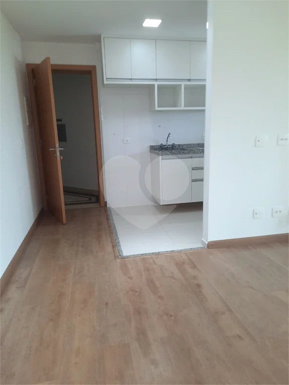 APARTAMENTO DE 44,0 M² COM 01 DORMITÓRIO E COZINHA COM ARMÁRIOS, VARANDA GOURMET E VAGA PARA LOCAÇÃO EM SANTANA