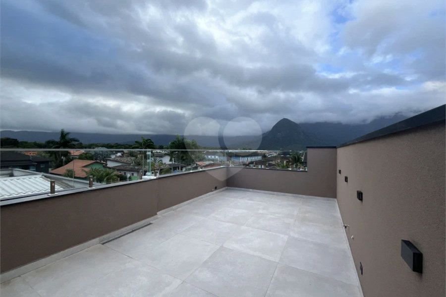 Casa à venda ou para alugar com 5 quartos, sendo 4 suítes,  em Morada da Praia, Bertioga, SP