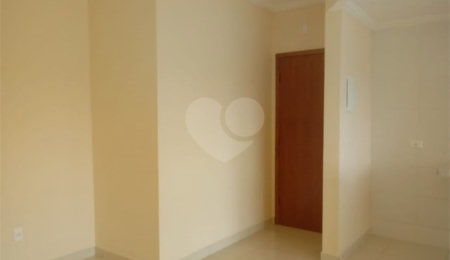 Apartamento à venda com 2 quartos, sendo 1 suíte,  em Vila Costa do Sol, São Carlos, SP