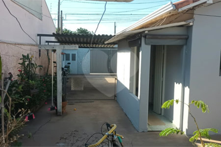 Casa à venda com 4 quartos, em Vila Boa Vista, São Carlos - SP