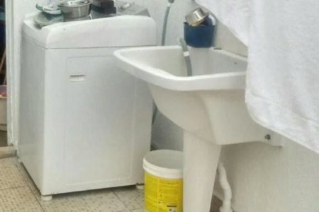 Casa no Butantâ com jardim e piscina