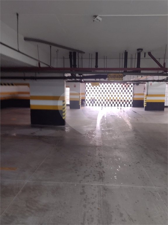 Apartamento no Edificio Jatiúca á venda.