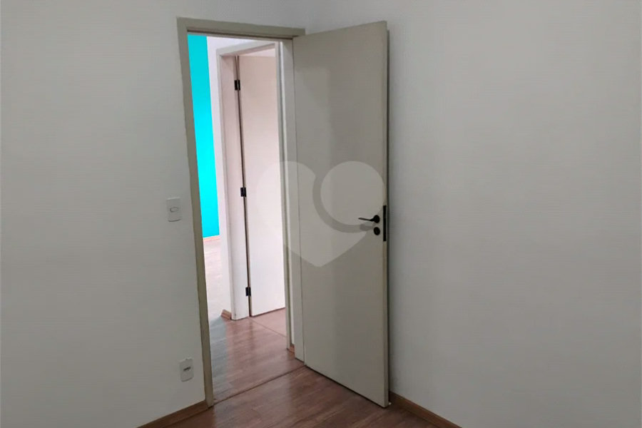 Apartamento 2 dormitórios no Jardim Prudência.