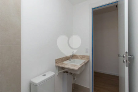 Apartamento a venda na Vila Mariana, 68 m², 2 dormitórios, 1 suíte, 2 vagas e lazer completo