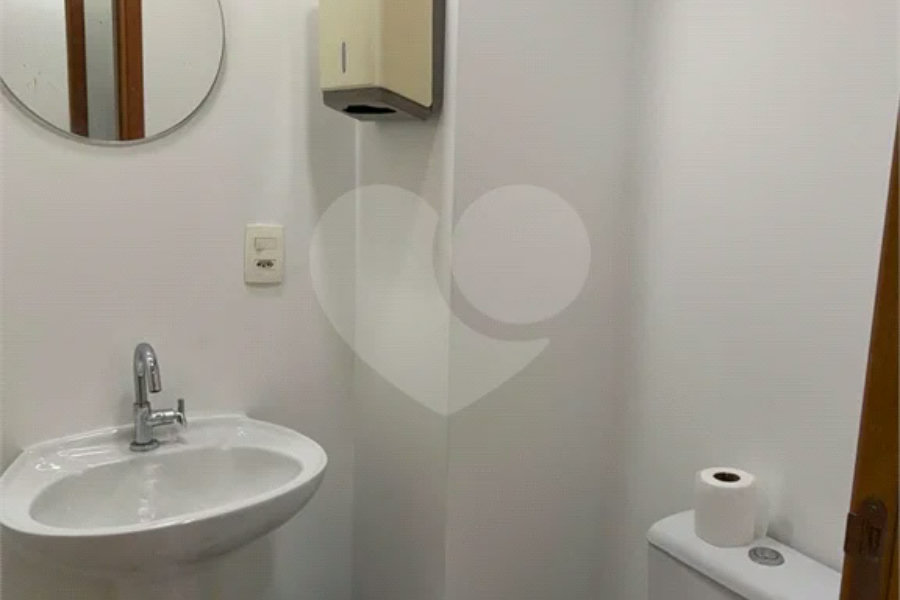 Sala à venda em Jardim Vazani, São Paulo, SP