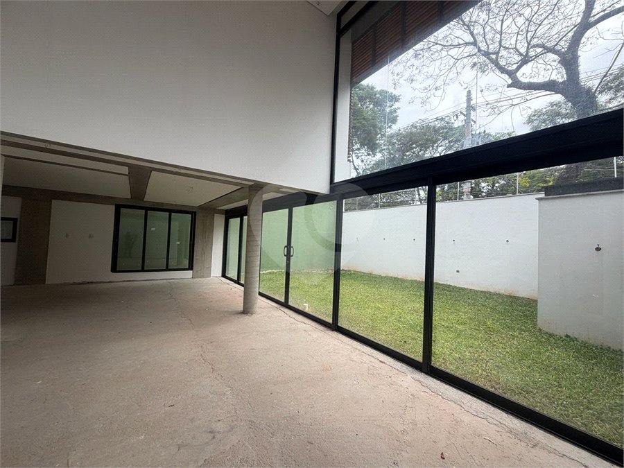 Casa à venda com 4 suítes no condomínio Rg 898 - Villa Boa Vista, São Paulo - SP