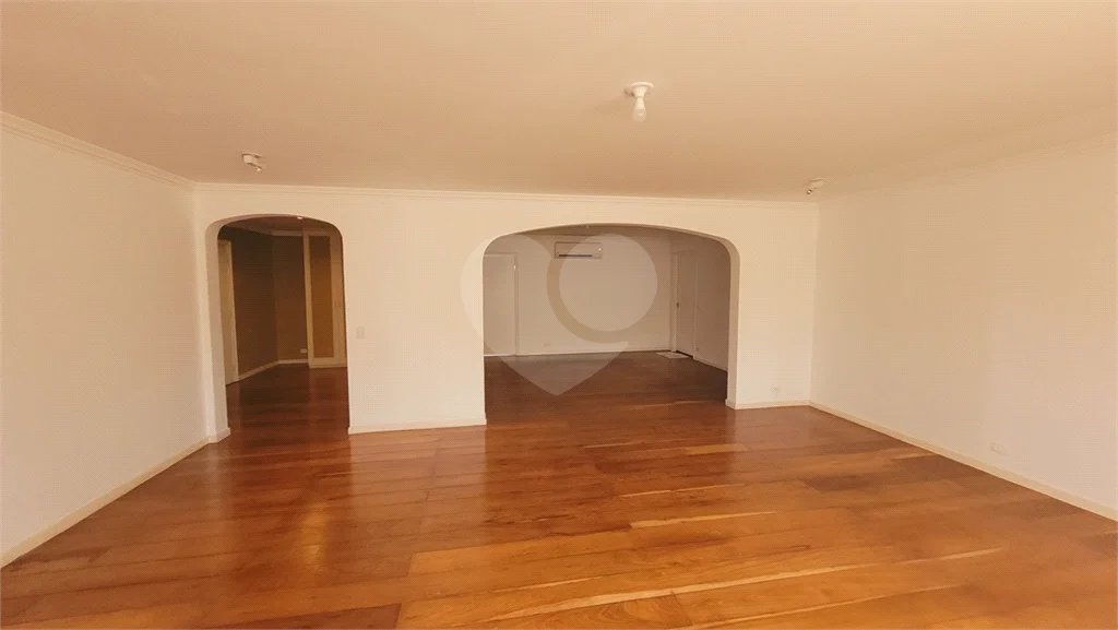 Apartamento sofisticado em localização privilegiada no Itaim Bibi – próximo ao Parque do Povo e Shopping JK Iguiatemi