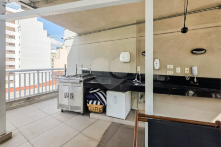 Apartamento Garden - Santa Cecília / Higienópolis - 1 Quartos - Venda / Compra - Quintal