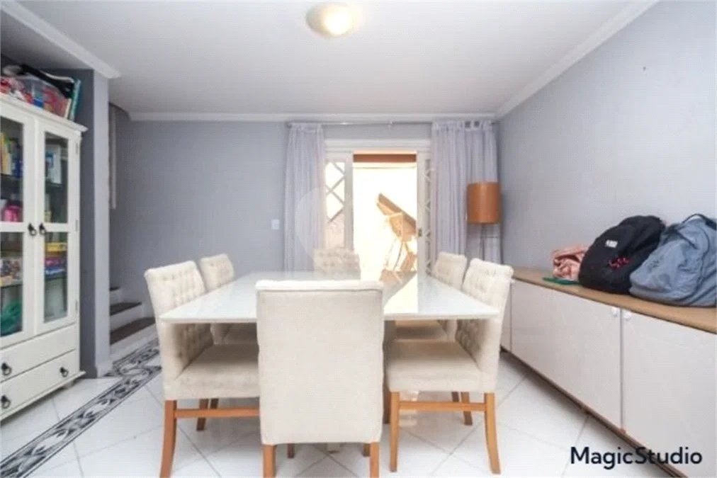 Casa com 260m², 3 dormitórios, 4 vagas, à venda em São Caetano do Sul.