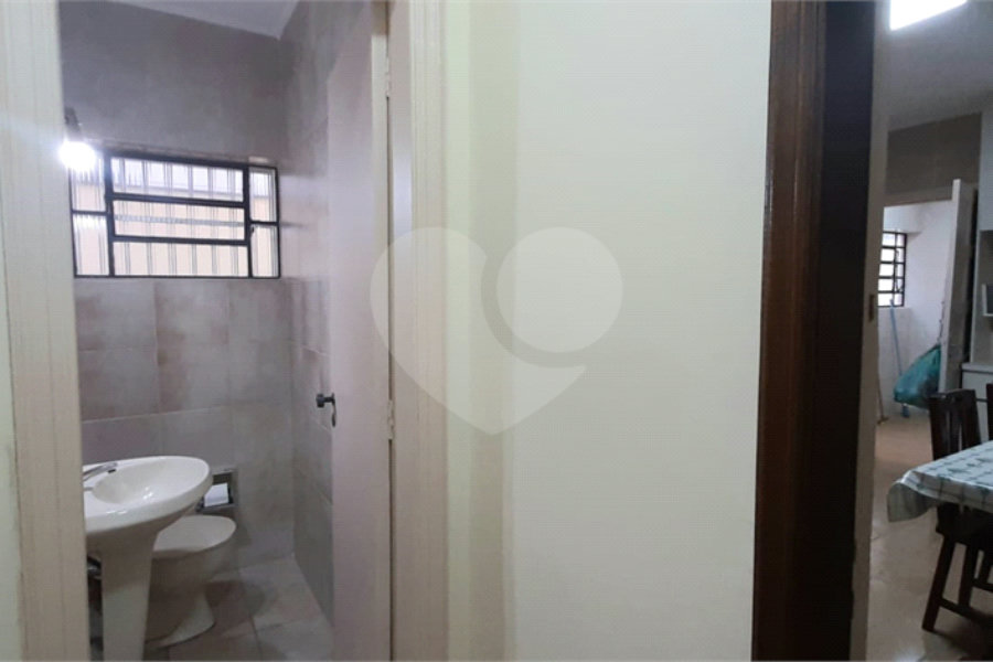 Sobrado amplo com 3 quartos, suíte e quintal para venda no Tremembé !!!