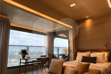 Studio de Alto Padrão no Cobiçado JK Square, Itaim Bibi | 42m², 1 Vaga