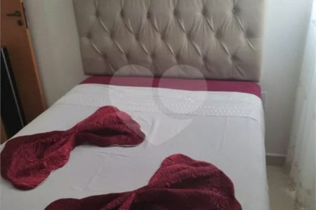 Casa com 64m², 2 quartos, 2 garagens, à venda em Itaquera