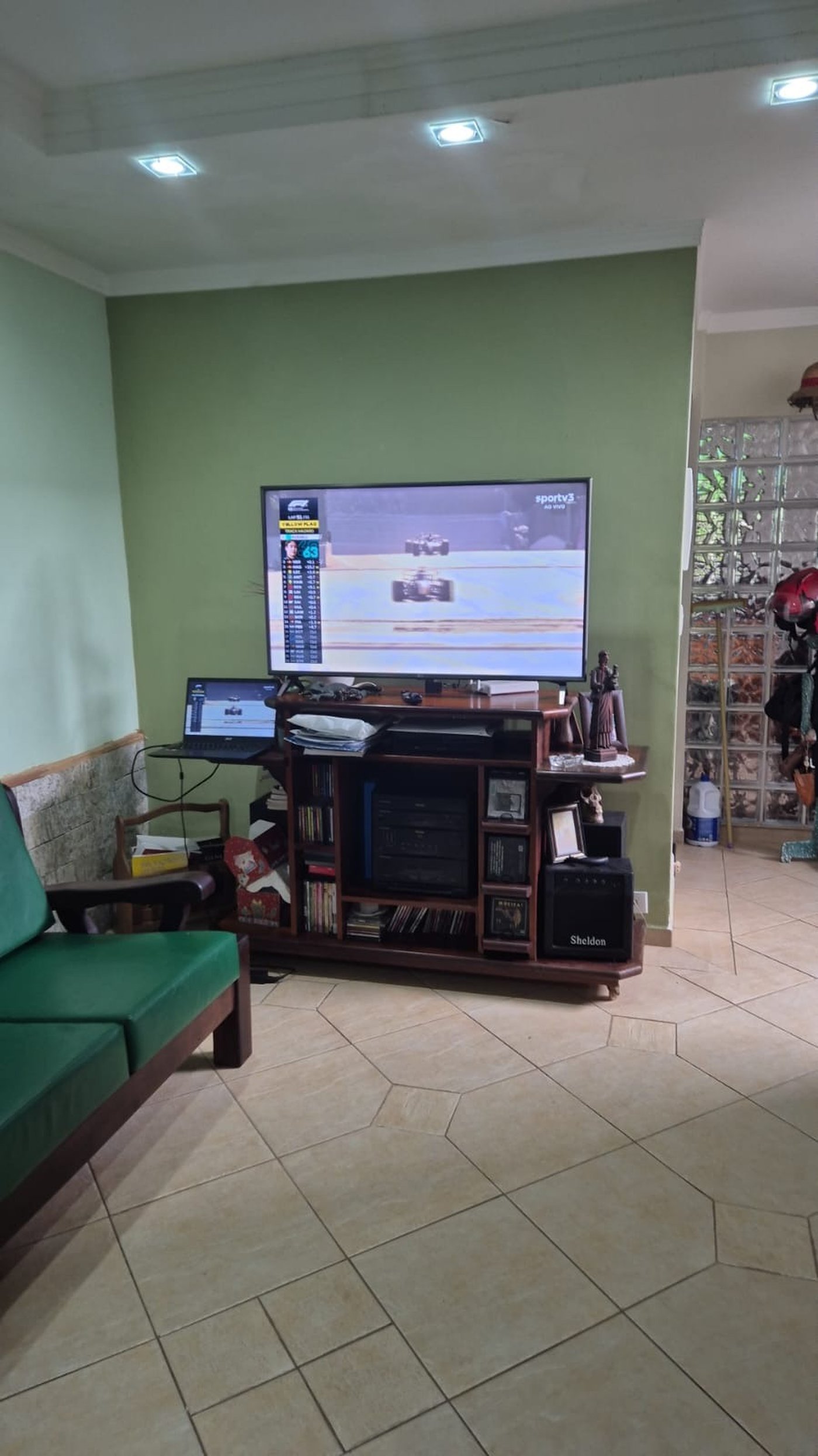 Casa à venda com 5 quartos, sendo 3 suítes, em Real, Praia Grande - SP