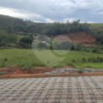 Terrenos de 300 metros em condomínio fechado e prontos para construir na região de Atibaia