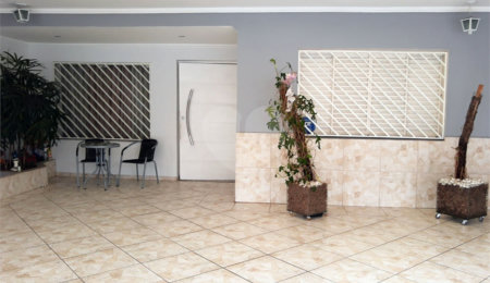 Sobrado à venda com 4 quartos, sendo 2 suítes,  em Vila Prudente, São Paulo, SP