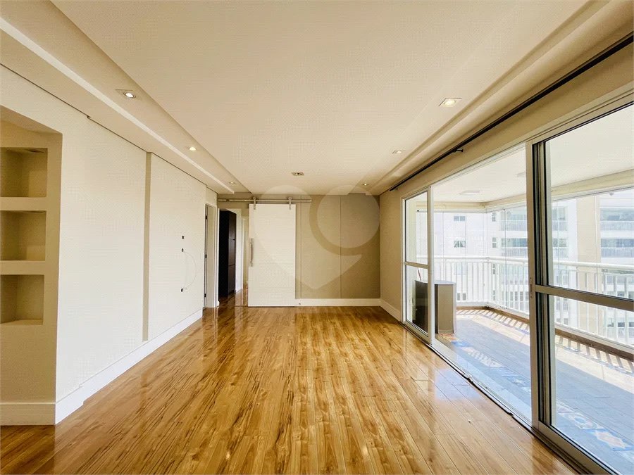 OPORTUNIDADE DE COMPRA NO DOMO HOME - 123 M² 3 DORMITORIOS SUITE COM CLOSET ANDAR ALTO!