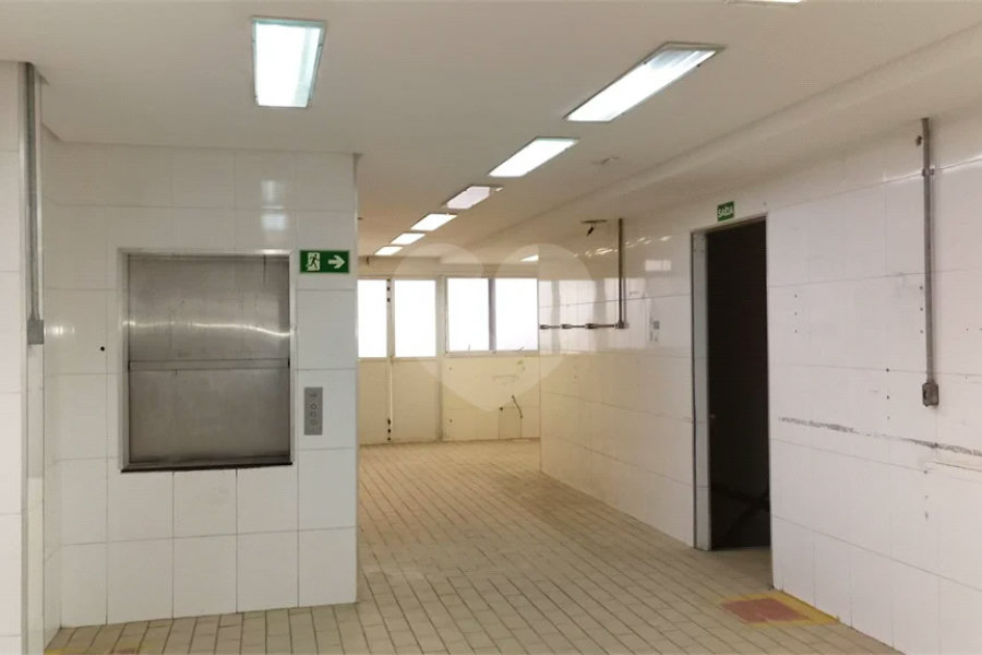 Prédio Comercial à Venda na Mooca – 394 m² de Área Construída