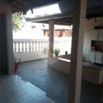 Ampla casa no condomÍnio Parque Fehr, contendo: