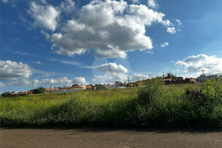 Área à Venda em Descalvado – 8.900 m² | Excelente Localização