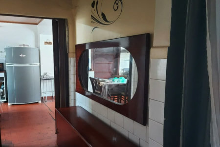 Casa térrea com 300m², 120m² de área construída, 2 quartos, vaga para 3 carros, à venda em Pirituba