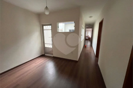 Casa com 367m², 3 dormitórios, 9 vagas, à venda na Vila Santa Teresa - Sto André.