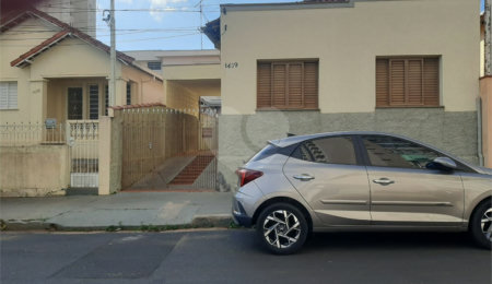 Casa à venda com 4 quartos, sendo 1 suíte, no Centro, São Carlos, SP