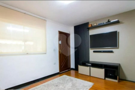 Sobrado com 150m² , 3 dormitórios , sendo 1 suíte , 1 vaga , à venda no centro de Santo André.