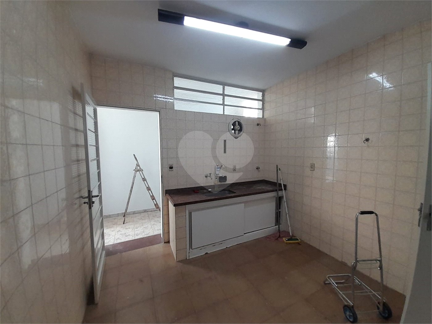 Casa Disponível para Venda ou Locação na Vila Nery – Ideal para Residência ou Comércio